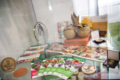 Aktuelle Gartenbaubroschüren und Werbematerial Aktuelle Gartenbaubroschüren und Werbematerial