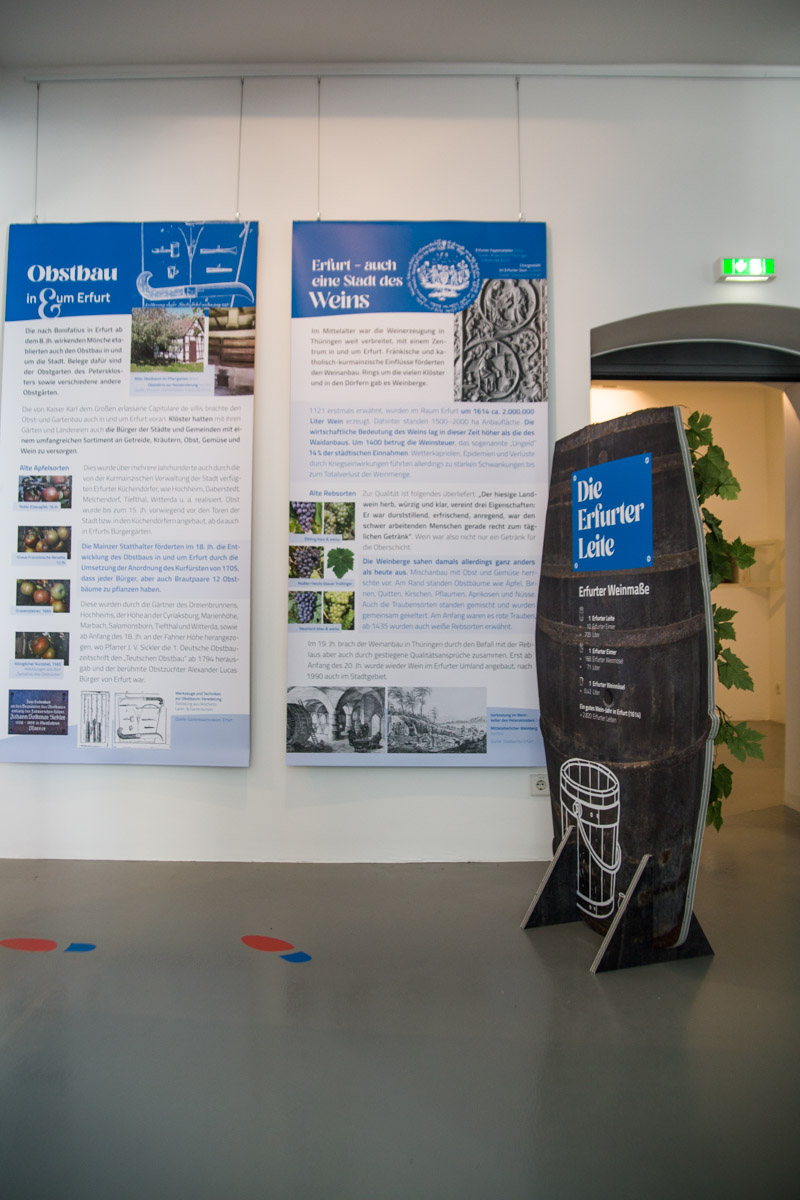 <p>Obst- und Weinbau</p> <p>Obst- und Weinbau</p>